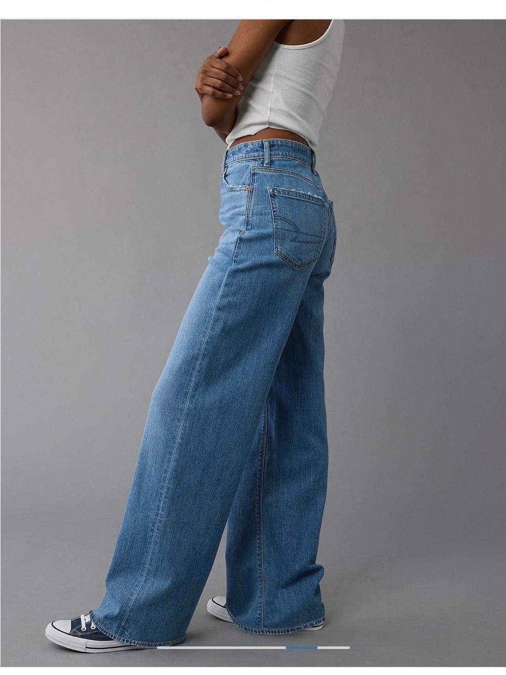 American Eagle Outfitters | Women’s Super High Waisted Wide Leg Jeans | 8